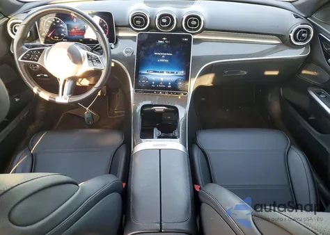 2023 Mercedes-Benz C 300 z USA, uszkodzony, nr VIN W1KAF4GB8PR089345